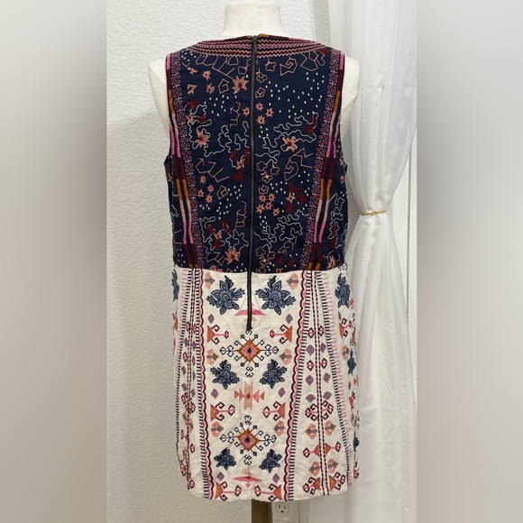 NEW Anthropologie Akemi & Kin Embroidered Southwestern Tribal Boho Dress Size 14 - Picture 11 of 16